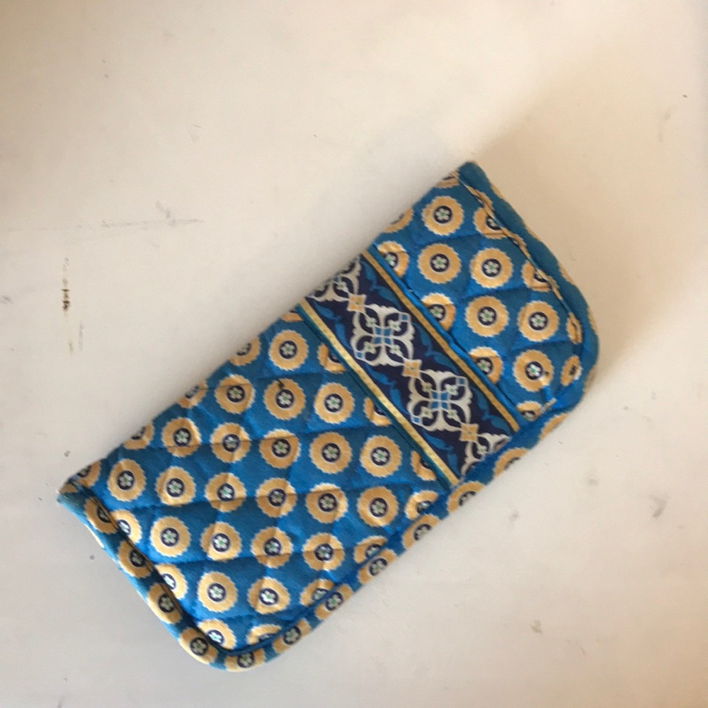Vera Bradley blue and yellow eye glasses case